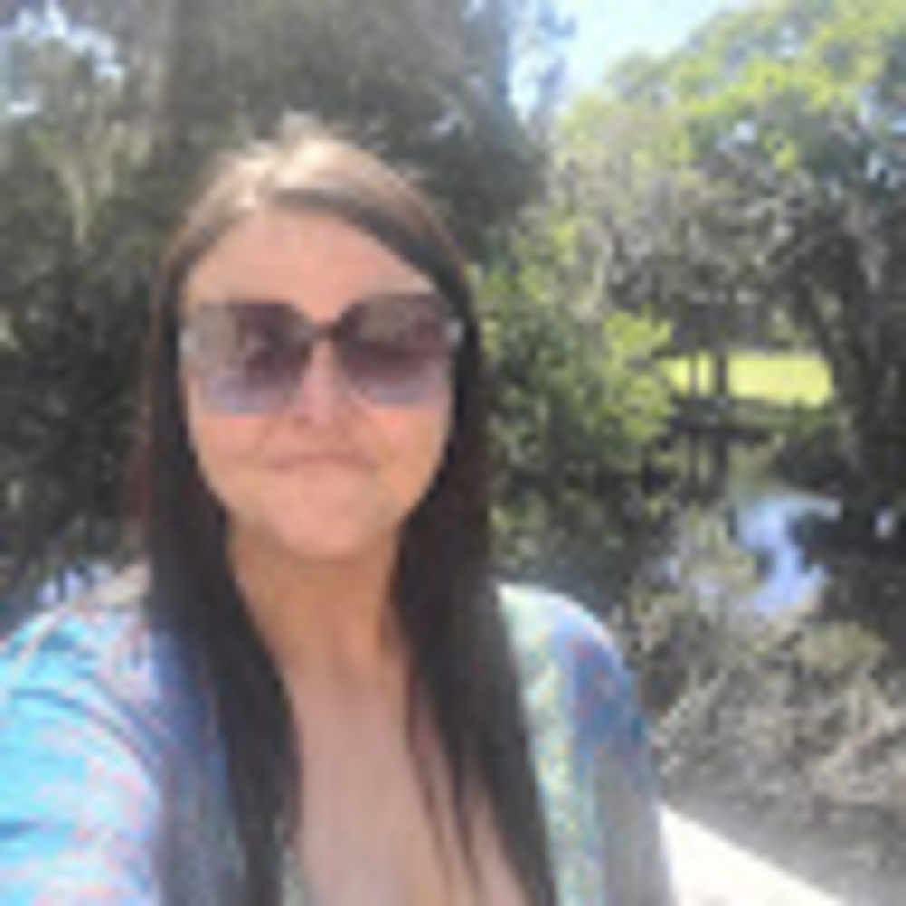 Meet your Posher, Hayley